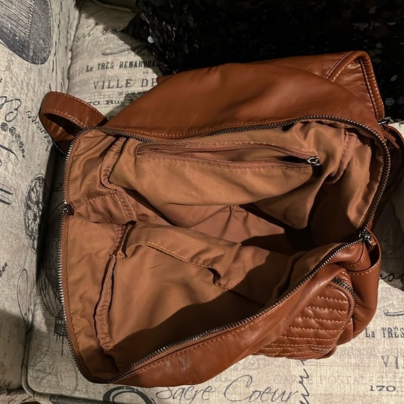 Cargo pleather backpack - Picture 4 of 6